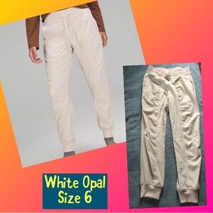 Lululemon Dance Studio Joggers Pants 6 Small DOUBLE LINED White Opal (Cream)